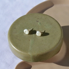 Perla Studs Petite-jewellery-The Vault