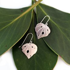 Medium Kawakawa Dangles Earrings Silver-jewellery-The Vault