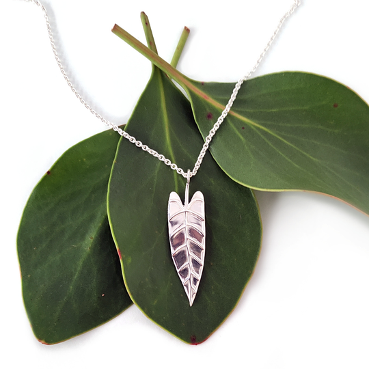 Philodendron Necklace