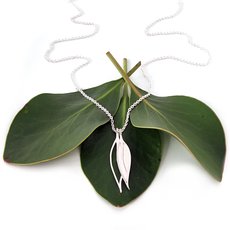 Falling Leaves Necklace-jewellery-The Vault