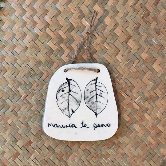 Medium Whakatauki Hanging