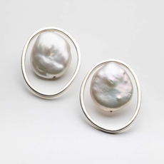 Perla Stud Earrings-jewellery-The Vault