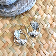 Circle Fantail Earrings Silver Small-jewellery-The Vault