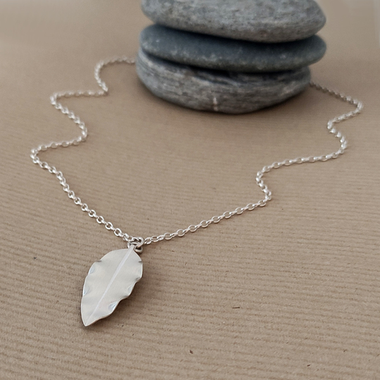 Silver Tarata Leaf on Chain Necklace