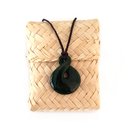 Pounamu Pendant Twist Kawakawa