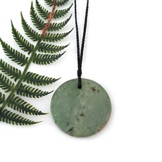 Pounamu Pendant Simple Disc-jewellery-The Vault