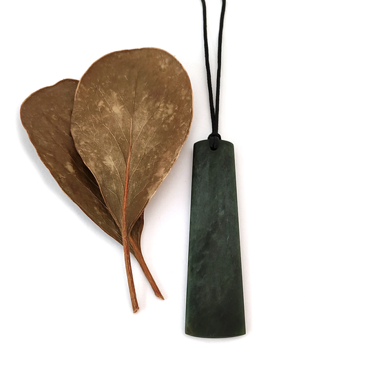 Pounamu Pendant Simple Toki Rimu