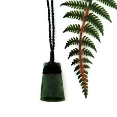 Pounamu Pendant Lashed Toki-jewellery-The Vault