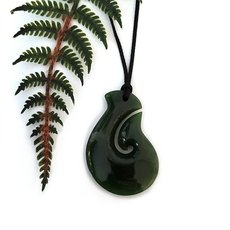 Pounamu Pendant Hei Matau Kahurangi -jewellery-The Vault