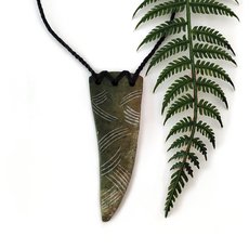 Pounamu Pendant Stitched Tooth Marsden Flower-jewellery-The Vault