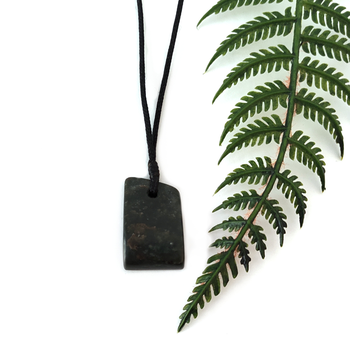 Pounamu Pendant Simple Toki
