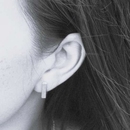 Bar Studs Gold Plate