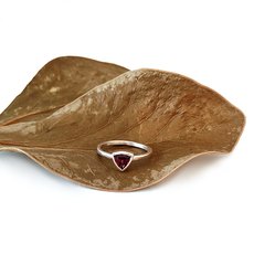 Amethyst Trilliant Cut Silver Ring-jewellery-The Vault
