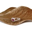 Garnet Round Wave Ring Silver