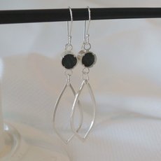 Pounamu Drop Earrings-jewellery-The Vault