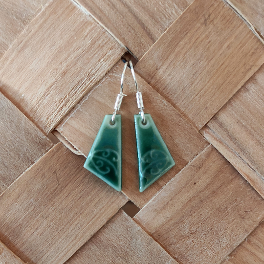 Green Mangopare Small Earrings