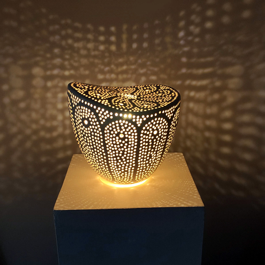 Small Wave Light Colonnade Pattern