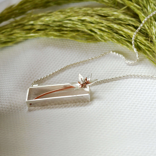 Ikebana Starflower Necklace