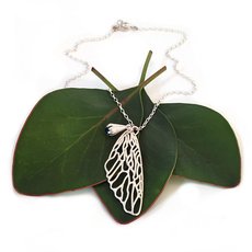 Kikihi Necklace Silver with Lab Emerald-jewellery-The Vault