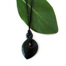 Pounamu Pendant Twist