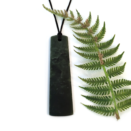 Kawakawa Pounamu Pendant Toki