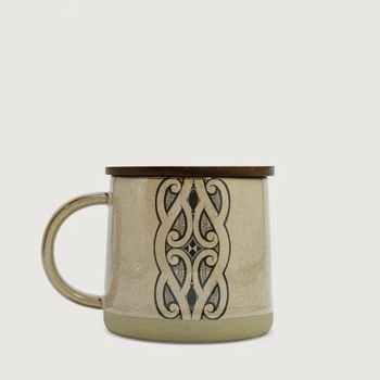 Ceramic Mug Miriama Grace-Smith Brown-lifestyle-The Vault