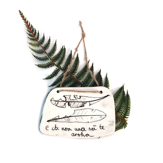 Medium Whakatauki Hanging