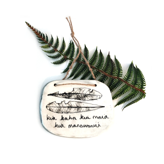 Medium Whakatauki Hanging