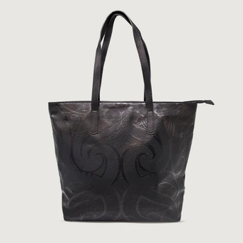 Khandallah Bag Miriama Grace-Smith Black-lifestyle-The Vault