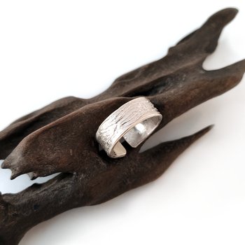 Waves Ring-jewellery-The Vault
