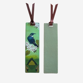 Bookmark Tui in the Sky-artists-and-brands-The Vault