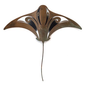 Single Pacific Ray XL-artists-and-brands-The Vault