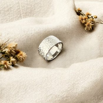Wide Rippled Ring Silver-jewellery-The Vault