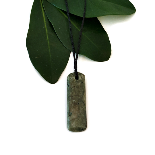 Pounamu Pendant Simple Toki