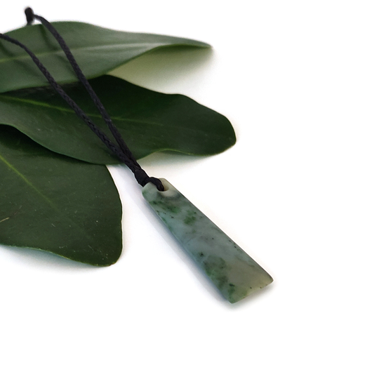 Pounamu Pendant Simple Toki
