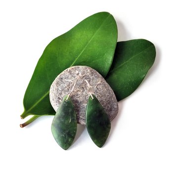 Pounamu Earrings Silver Hooks-jewellery-The Vault