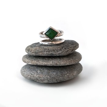 Kite Faceted Pounamu on Double Ring-jewellery-The Vault