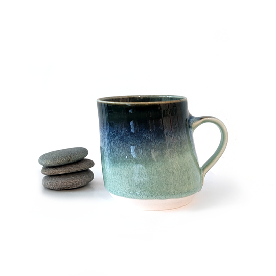 Leaning Cup Smokey Rim
