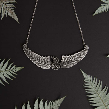 Flying Tiki Collar Antique