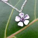 Small Manuka Flower Necklace Garnet