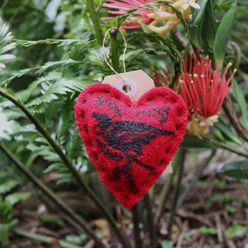 Heart Blanket Decoration Tui Red