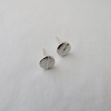 Leaf Dot Studs Silver-jewellery-The Vault