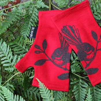 Merino Mitts Short Fantail Ruby